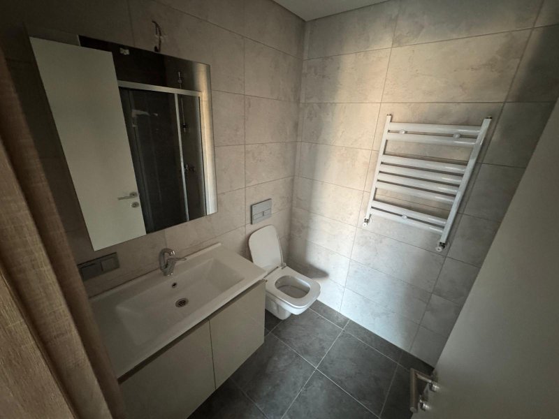 BURAK'TAN SIFIR - SOSYAL SİTEDE - 2+1 BÜYÜK TİP -BALKONLU-ARAKAT SATILIK DAİRE - 26