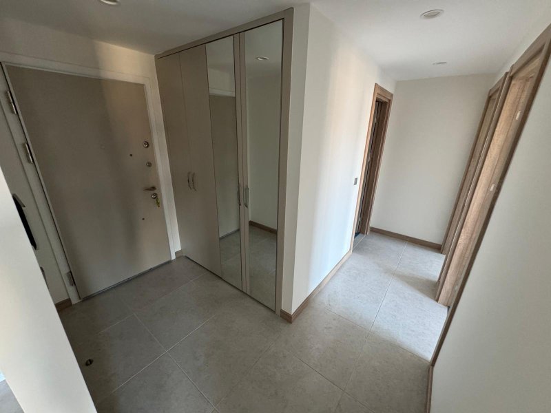 BURAK'TAN SIFIR - SOSYAL SİTEDE - 2+1 BÜYÜK TİP -BALKONLU-ARAKAT SATILIK DAİRE - 28