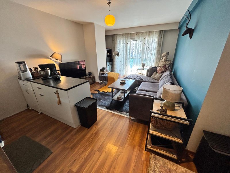 MÜKEMMEL LOKASYONDA 1+1 BÜYÜK TİP ŞEHİR MANZARALI SATILIK DAİRE - 1