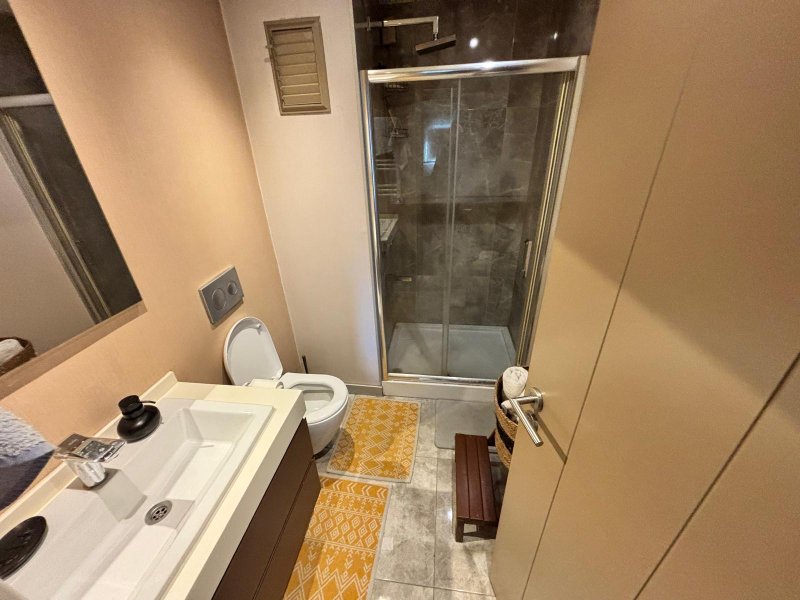 MÜKEMMEL LOKASYONDA 1+1 BÜYÜK TİP ŞEHİR MANZARALI SATILIK DAİRE - 26