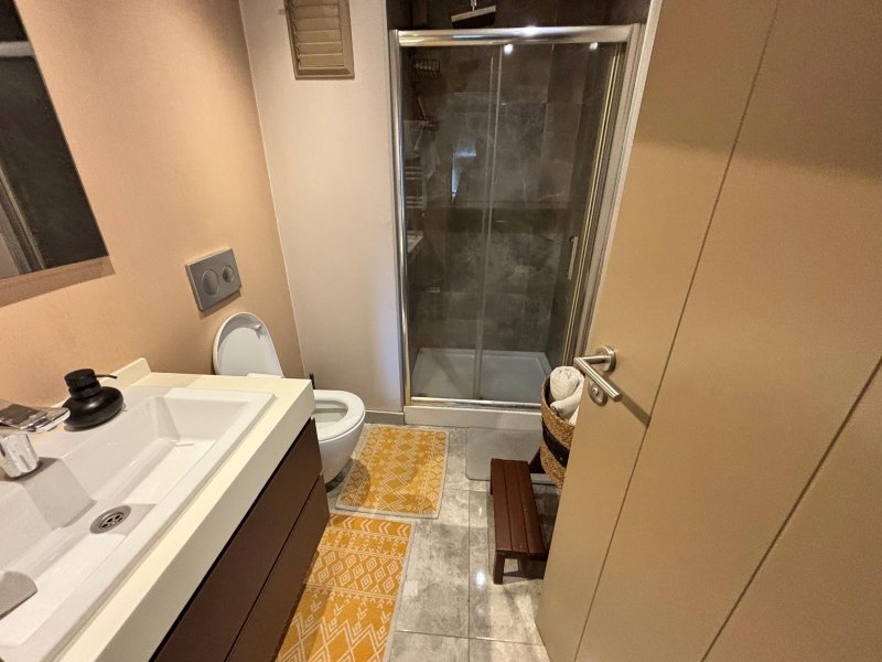 MÜKEMMEL LOKASYONDA 1+1 BÜYÜK TİP ŞEHİR MANZARALI SATILIK DAİRE - 25