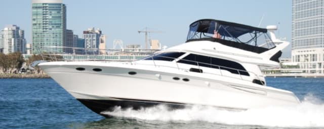 yacht photograph — Bay Experiences, from its own website