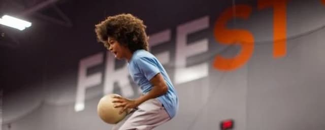 trampoline jump action photo — Sky Zone San Carlos, from its own website