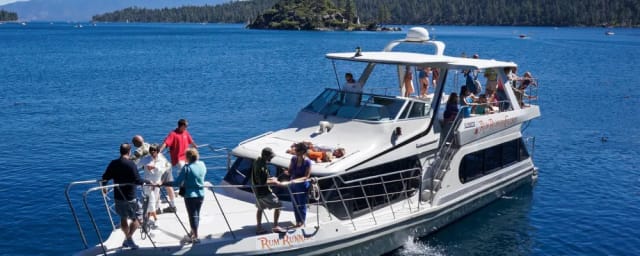 boat charter photo — Action Watersports at Lakeside Marina, from its own website