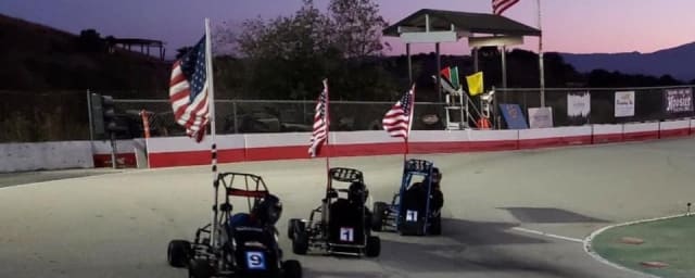 racing action photo — Baylands Quarter Midget Racing Club, from its own website
