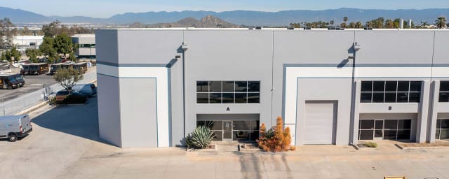 Hangar 18 Indoor Climbing Gym - East Riverside, from its own website