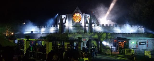 Hundred Acres Manor Haunted House, from its own website