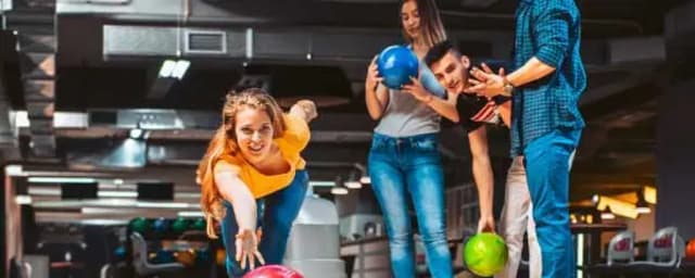 Spins Bowl Pittsburgh, from its own website