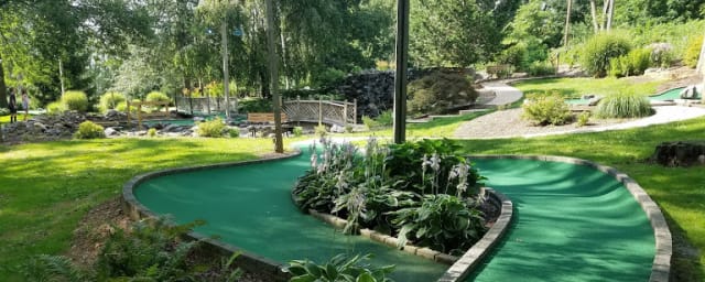 The Shack Restaurant & Mini Golf, from its own website