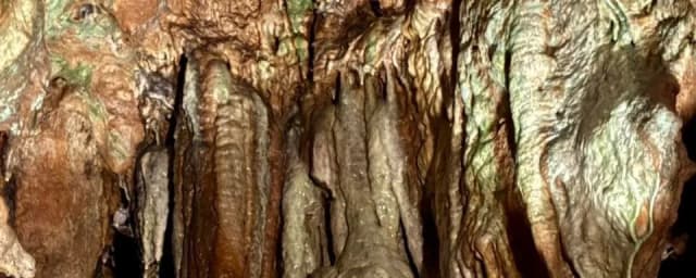 Linville Caverns, Inc, from its own website
