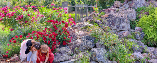 posed portrait — Kimberly Crest House & Gardens, from its own website