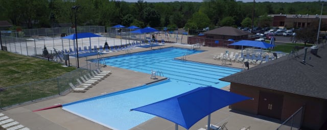 Lions Armstrong Memorial Pool, from its own website