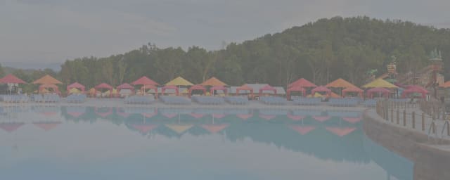 Soaky Mountain Waterpark, from its own website
