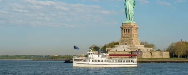 Classic Harbor Line, from its own website