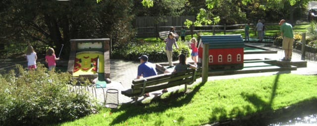 Fairmount Glen Miniature Golf, from its own website