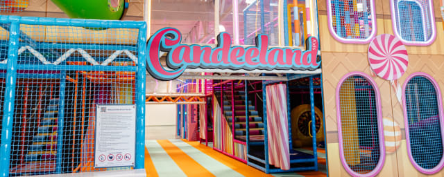 Candeeland Chandler, from its own website
