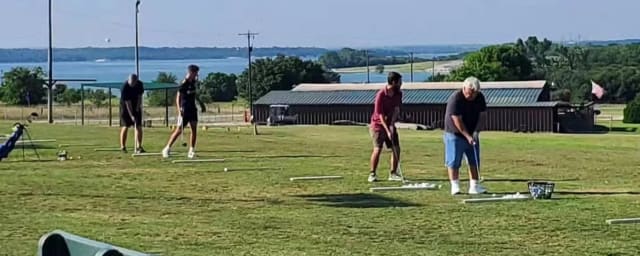 Benbrook 3 Par, Driving Range, Mini Golf & Batting Cages, from its own website