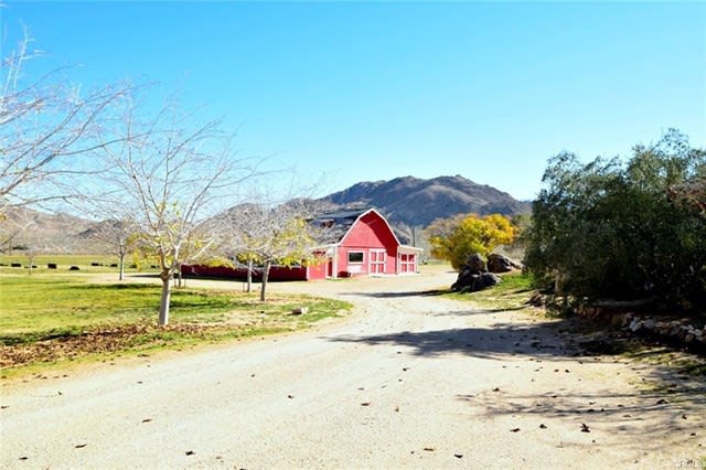 Sundowner Ranch, from its own website