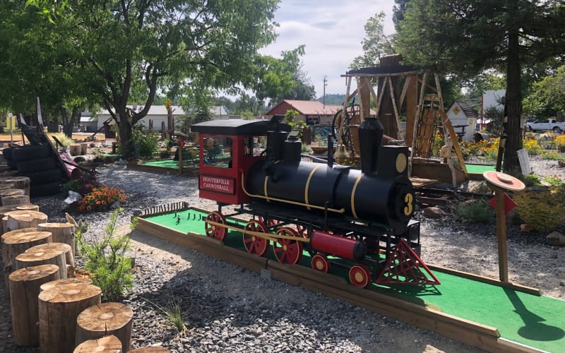 Murphys Mini Golf, from its own website