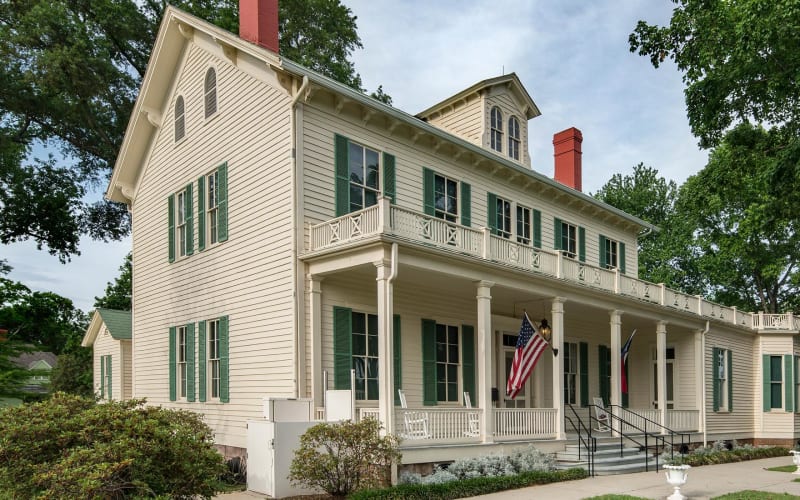 Starr Family Home State Historic Site, from its own website