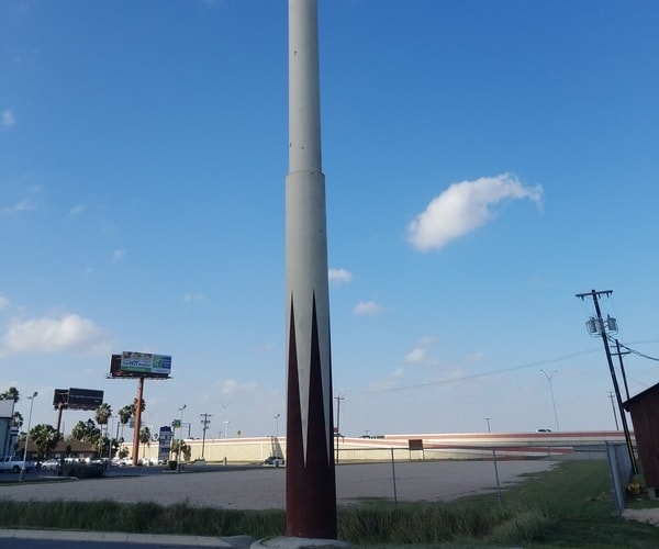 Pins & Cues Bowling Center, from its own website