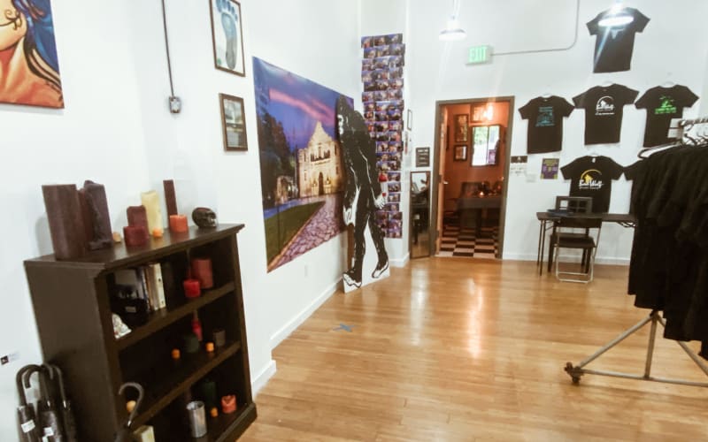 Bad Wolf Occult Shop & Ghost Tours, from its own website