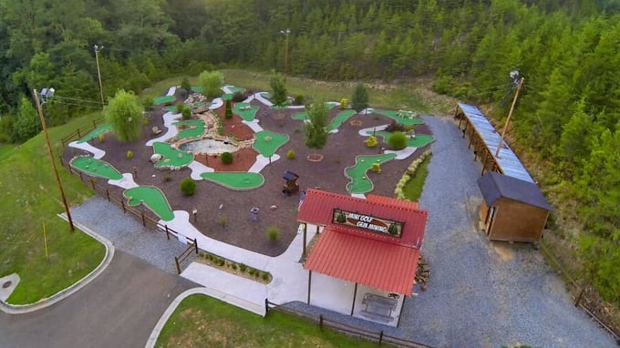 Cohutta Cove Mini Golf & Gem Mining, from its own website