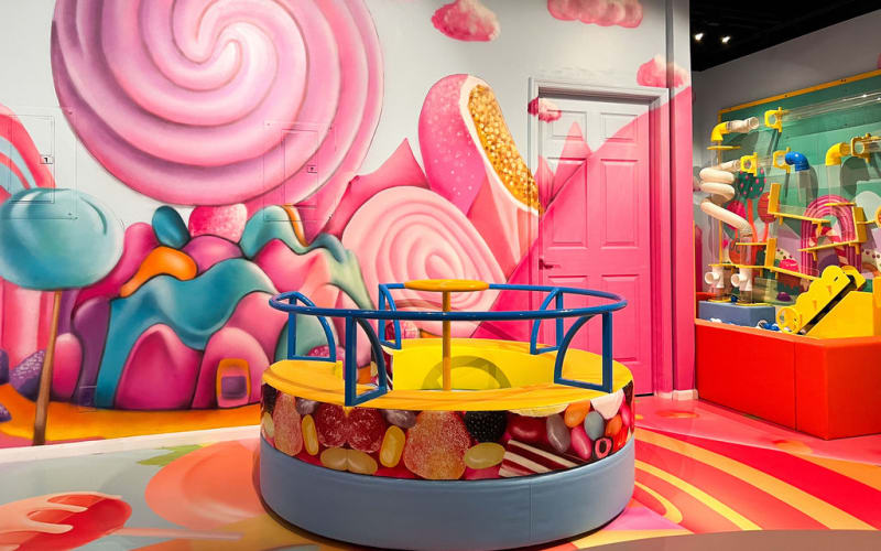 Candy Wonderland - Fort Myers, from its own website
