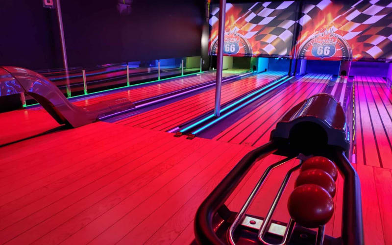 Monster Mini Golf Keller, from its own website