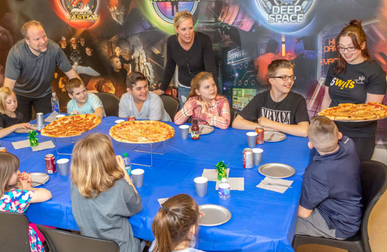 5 Wits Syracuse, from its own website
