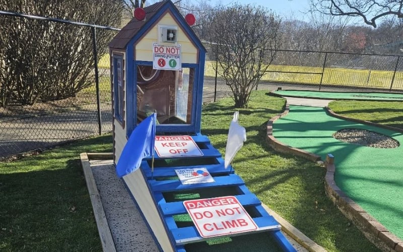 Brookside Mini Golf, from its own website