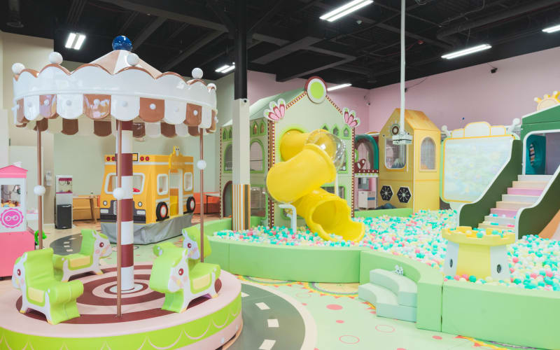 Nana's Wonderland Massapequa, from its own website