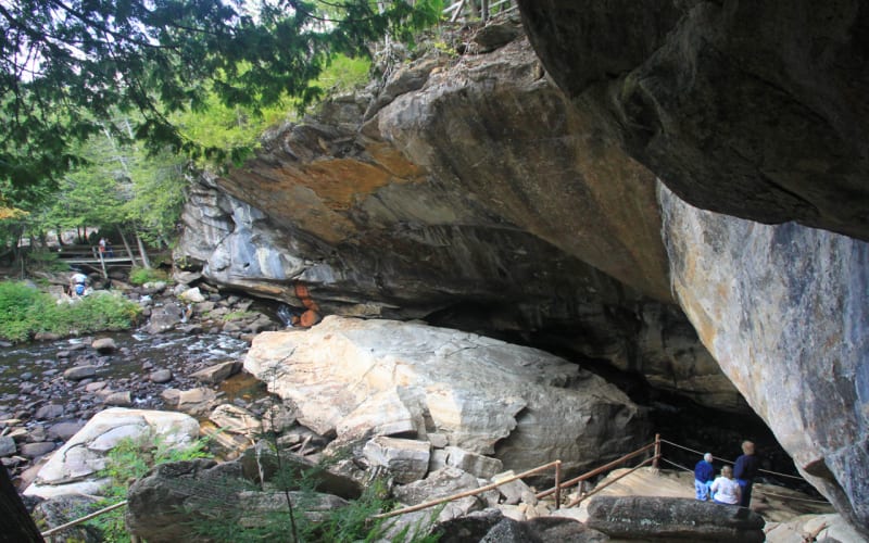 Natural Stone Bridge and Caves, from its own website