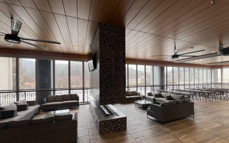 UltraStar Multi-tainment Center at Harrah's Cherokee, from its own website