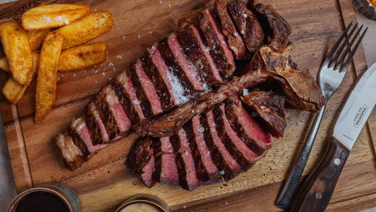 Angus Steakhouse restaurant