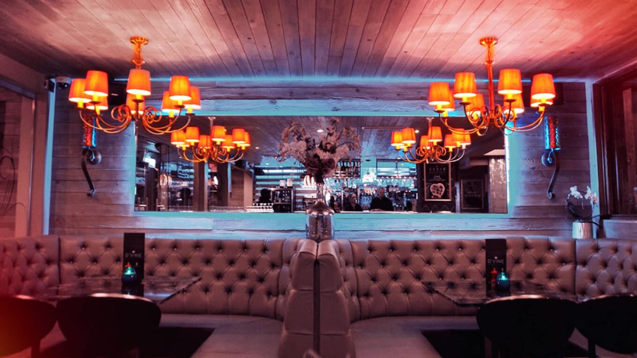 D'vine Restaurant & Social Bar in York