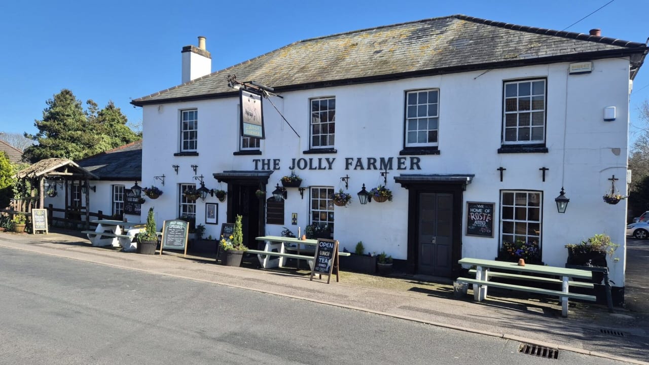 The Jolly Farmer Pub & Kitchen in Southampton