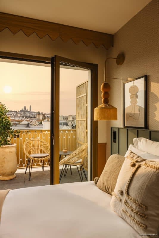 Une chambre cosy du Bloom House Hôtel et Spa à Paris