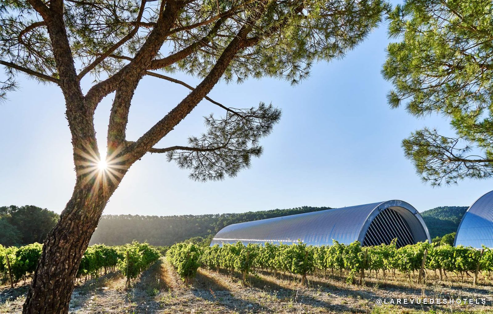 sources de caudalie facade maison lievre hotel vignoble