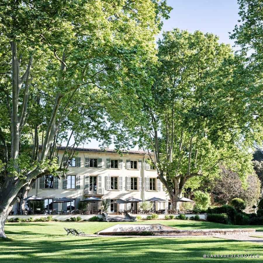 Domaine de Fontenille, a Provençal bastide in the heart of the Luberon