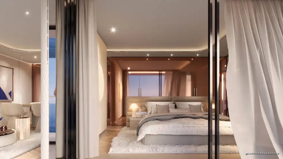 Bedroom of a master suite in the Maybach Ocean Club · La Revue des Hôtels