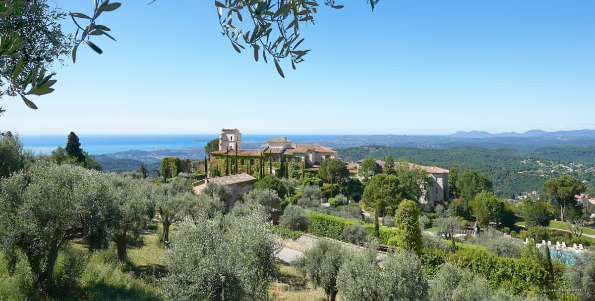 Château Saint-Martin & Spa, in Vence · La Revue des Hôtels