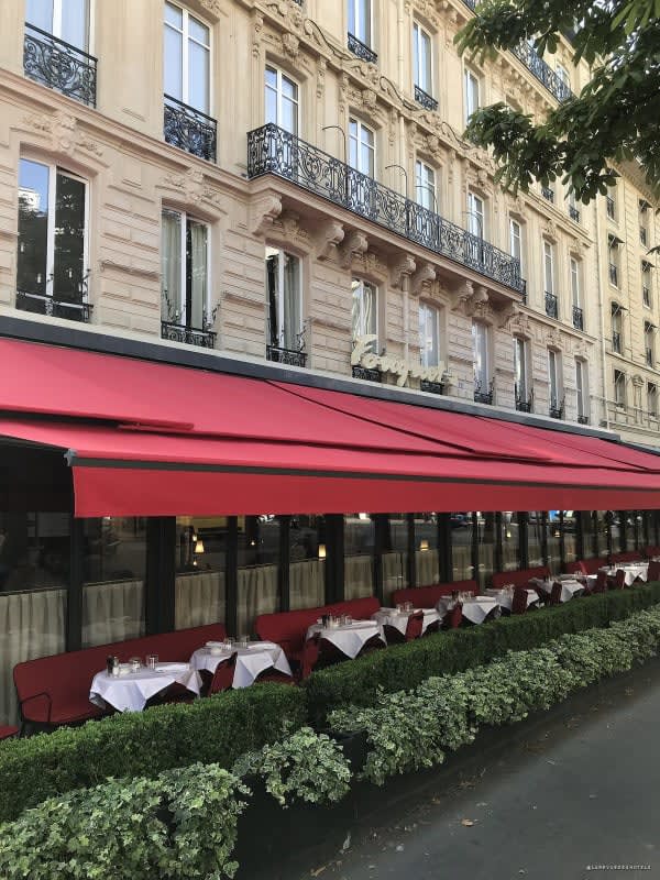 La terrasse du Fouquet's Paris, nouveau palace 2026 · La Revue des Hôtels