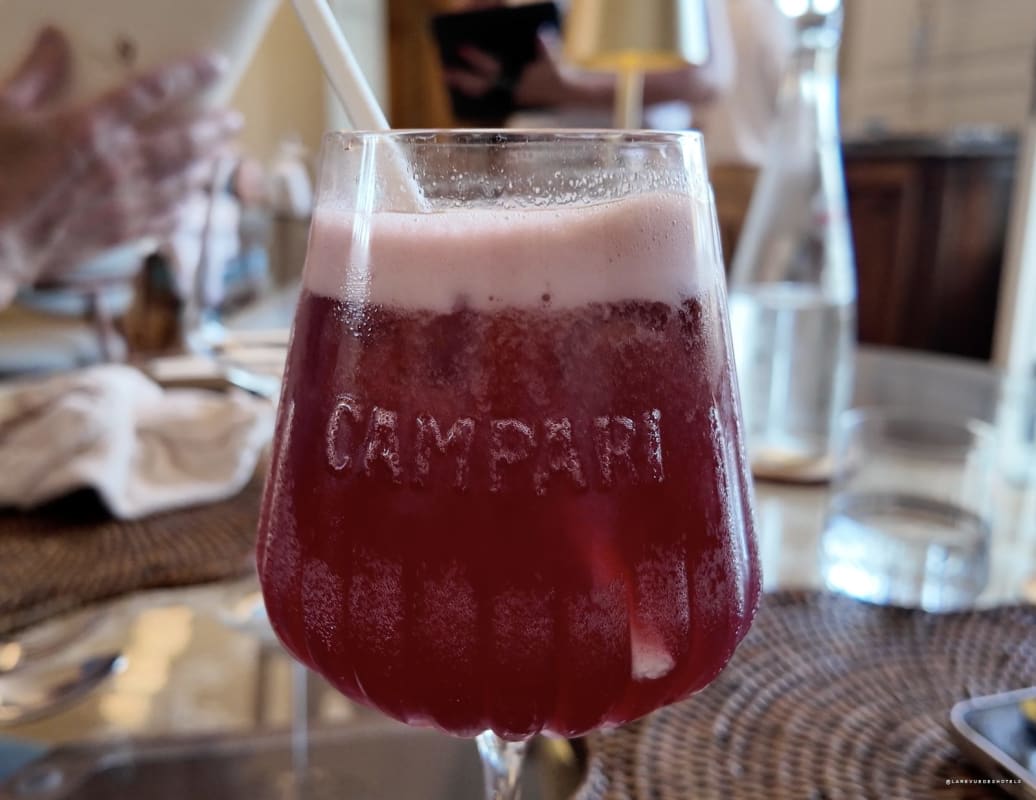 Un cocktail du restaurant Mémoire · Château La Borde en Sologne · La Revue des Hôtels