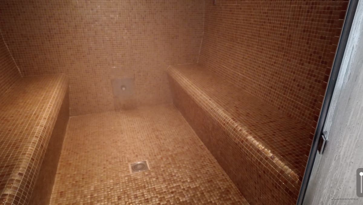 Le hammam du spa · Château La Borde en Sologne · La Revue des Hôtels