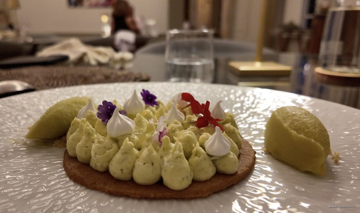 Un dessert du restaurant Mémoire · Château La Borde en Sologne · La Revue des Hôtels