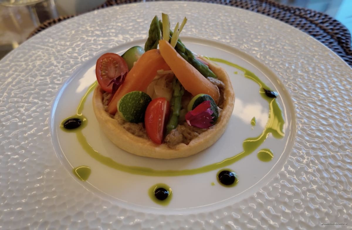 Une entrée du restaurant Mémoire · Château La Borde en Sologne · La Revue des Hôtels