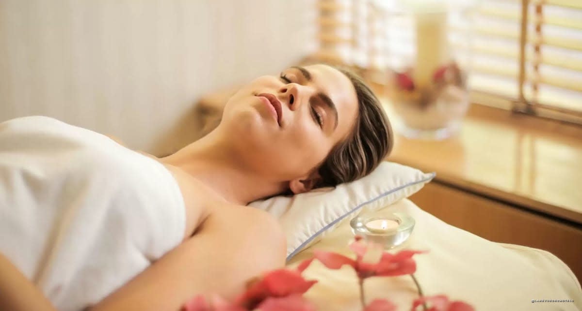 Un soin au Spa de l'Orangerie, gamme MyBlend · La Revue des Hôtels
