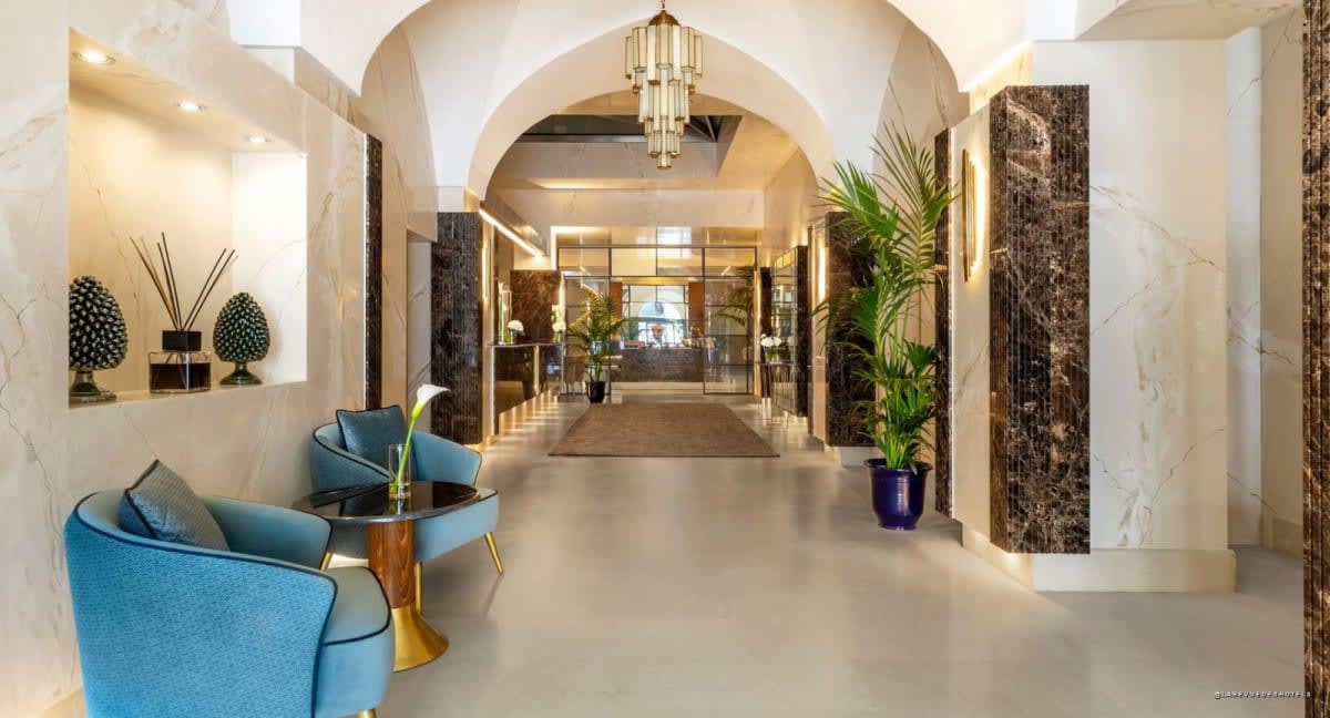 Le lobby du Tivoli Palazzo 1880 Lecce, entre héritage et design contemporain