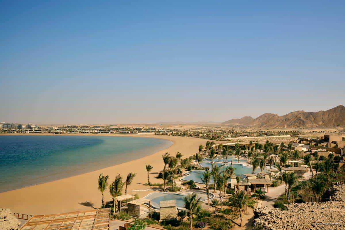 Plage de Hijaz Cove au Six Senses AMAALA, mer Rouge